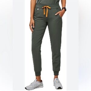 FIGS Zamora Joggers Bansai Green Small Tall
